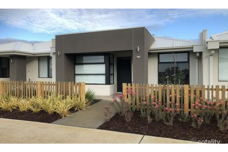 5 Trendale Lane, Clyde, VIC 3978