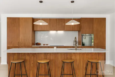 110 FAIRWAY DR, SANCTUARY POINT, NSW 2540