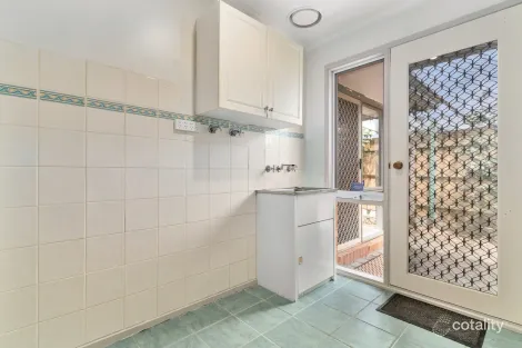 Property photo of 7 Brushwood Grove Frankston VIC 3199