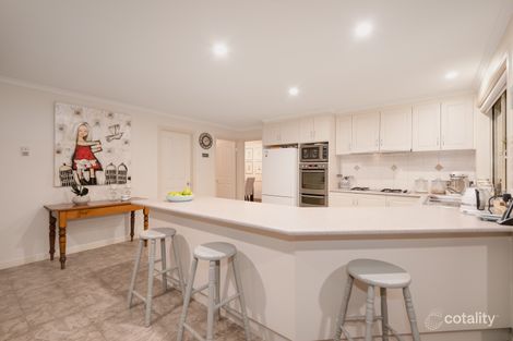 19 Sunhill Ct, Beaconsfield, VIC 3807