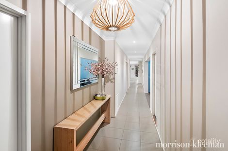 Property photo of 6 Glinney Drive Doreen VIC 3754