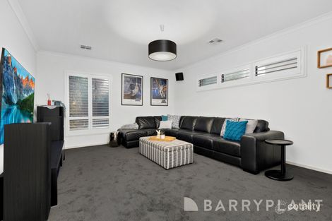 Property photo of 21 Queens Gardens Bundoora VIC 3083