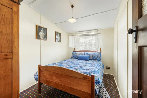 Property photo of 39 Cairnscroft Street Toogoolawah QLD 4313