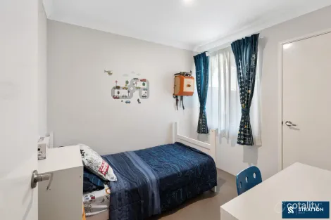 Property photo of 2/160 Cammillo Road Kelmscott WA 6111