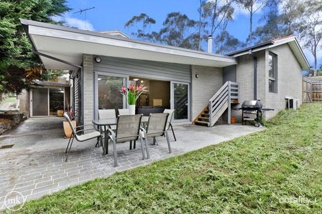 Property photo of 2 Howgate Court Eltham VIC 3095