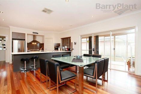 Property photo of 635 Eynesbury Road Eynesbury VIC 3338