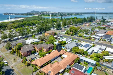 Property photo of 2/6-8 North Street Tuncurry NSW 2428