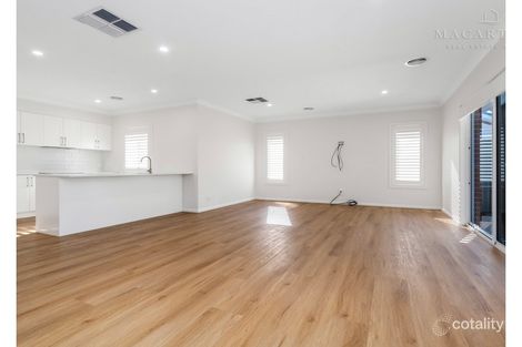 Property photo of 1/33 Blamey Street Turvey Park NSW 2650