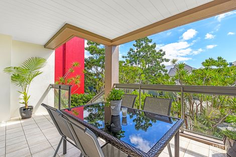 Property photo of 2/3108 The Boulevarde Carrara QLD 4211