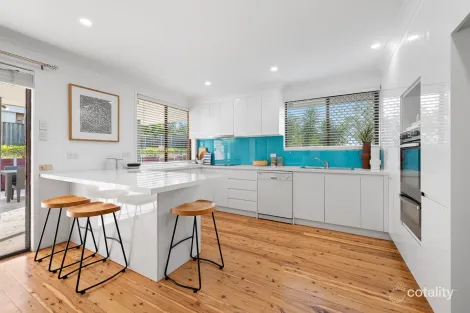 Property photo of 8 Heather Place Hornsby Heights NSW 2077