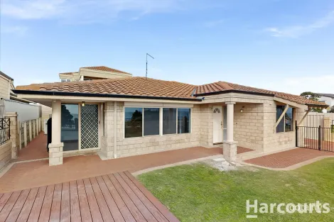 Property photo of 70A Ocean Drive Quinns Rocks WA 6030