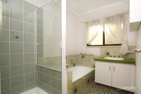 Property photo of 8 Juanita Grove Springwood QLD 4127