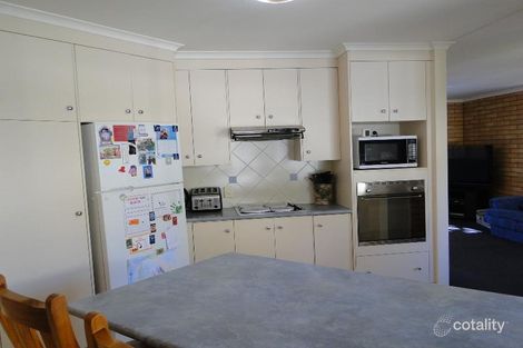 Property photo of 5 Somerset Close Clinton QLD 4680