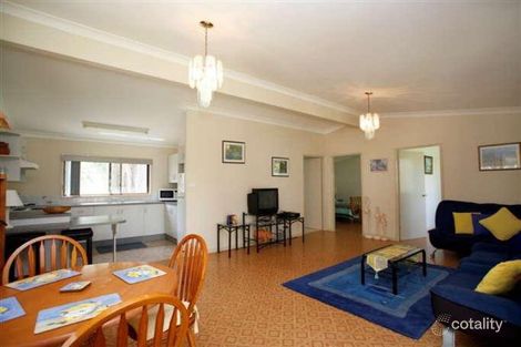Property photo of 14 Chippindall Street Speers Point NSW 2284