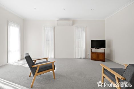 Property photo of 2/92 Brice Avenue Mooroolbark VIC 3138