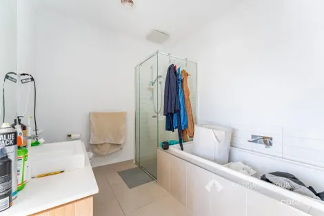 Property photo of 38 View Road Springvale VIC 3171