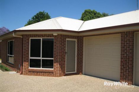 2/6 Victory St, Newtown, QLD 4350