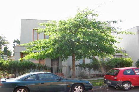 2 Kingfisher Gdns, Brunswick East, VIC 3057