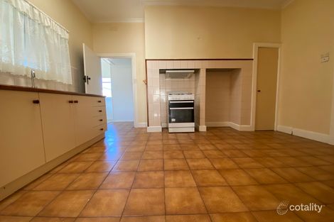 Property photo of 10 Reynolds Parade Pascoe Vale South VIC 3044