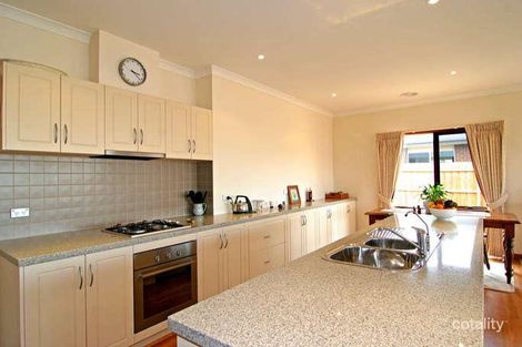 Property photo of 43 Serenity Way Mornington VIC 3931