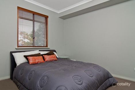 15/42 The Crescent, Midland, WA 6056
