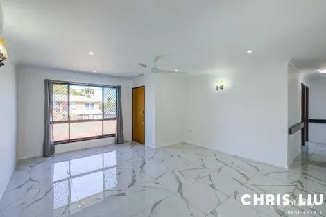 Property photo of 12 Pine Drive Woodridge QLD 4114