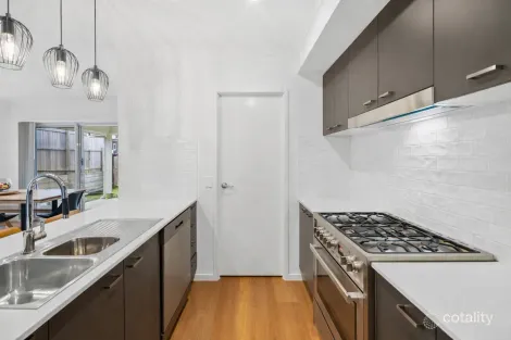 Property photo of 7 First Street Holmview QLD 4207