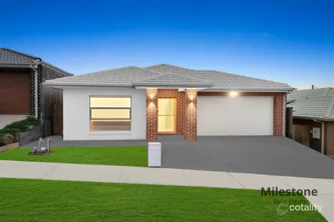 16 ETHERIDGE ST, NAR NAR GOON NORTH, VIC 3812