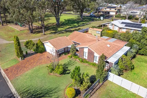 26 Cypress St, Rangeville, QLD 4350