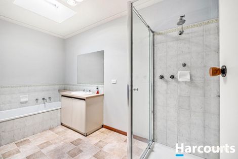 Property photo of 2/66 Albert Street Sebastopol VIC 3356