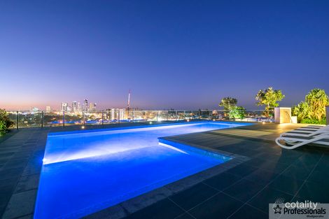 Property photo of 606/9-15 Markeri Street Mermaid Beach QLD 4218