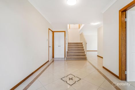 Property photo of 4 Yeo Place Menai NSW 2234