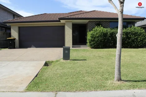 Property photo of 11 Brinsmead Avenue Middleton Grange NSW 2171