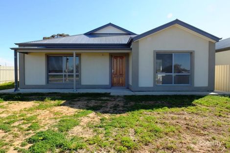 19 Kadina Rd, Wallaroo, SA 5556