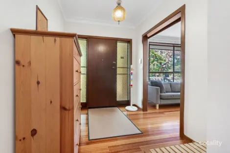 Property photo of 7 Bartley Place Springvale South VIC 3172