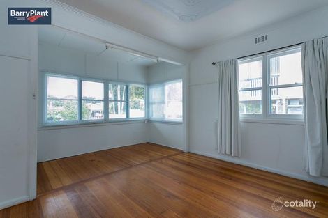 Property photo of 9 Third Avenue Rosebud VIC 3939
