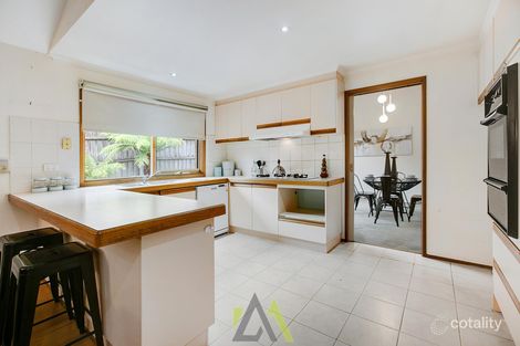 Property photo of 2 Lalina Close Frankston VIC 3199