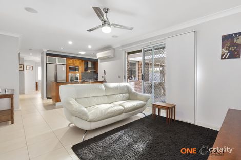 Property photo of 3 Autumn Close Hunterview NSW 2330