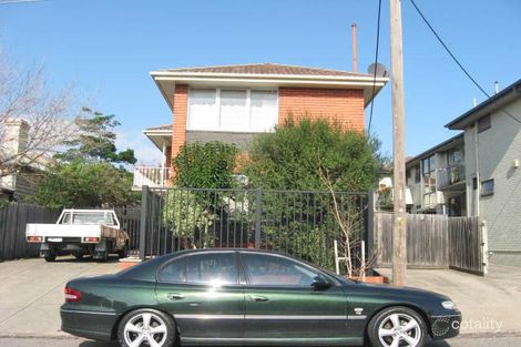 2/17 Mitchell St, St Kilda, VIC 3182