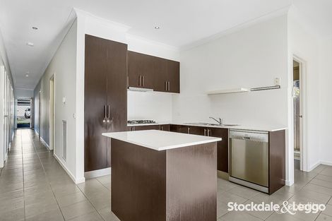 Property photo of 14 Dolphin Drive South Morang VIC 3752