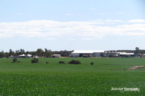 1518 Forte Rd, Latham, WA 6616