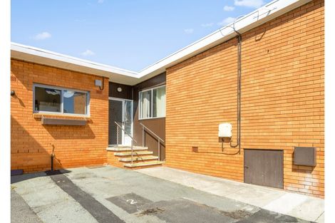 Property photo of 2/22 Blackall Avenue Crestwood NSW 2620