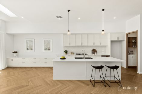 Property photo of 14 Pankhurst Avenue Fairy Meadow NSW 2519