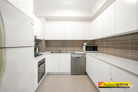 Property photo of 9/12-14 Howard Avenue Northmead NSW 2152