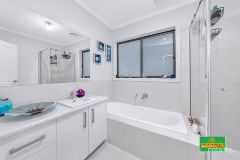 Property photo of 2/8 First Avenue Dandenong North VIC 3175