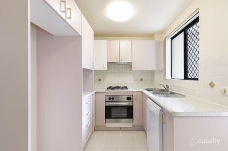 Property photo of 3/75 Clarence Road Indooroopilly QLD 4068