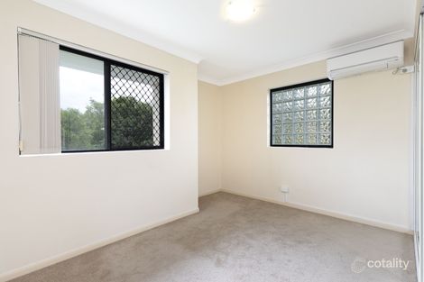 Property photo of 3/75 Clarence Road Indooroopilly QLD 4068
