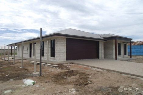 Property photo of 15 Wright Street Emerald QLD 4720