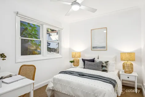 Property photo of 1/169 Gertrude Street Gosford NSW 2250