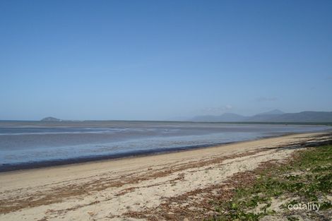 Property photo of 5 Dineen Close Cooya Beach QLD 4873